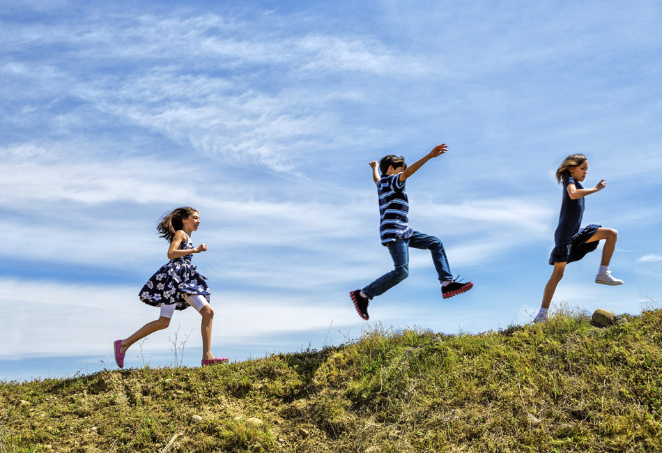 Kids running